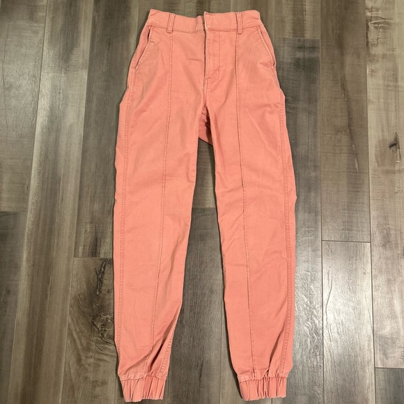Hollister Ultra High Rise Cargo Jogger - Picture 2 of 4